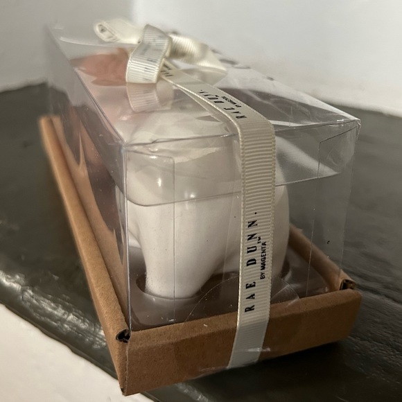 Rae Dunn Pig Salt & Pepper Shakers - Picture 5 of 9